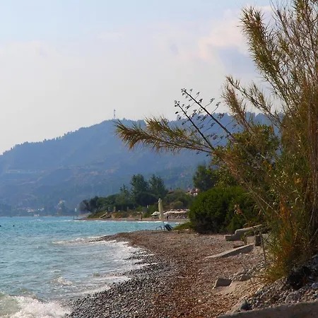 Theofano Seaside Farmhouse In Skioni, Halkidiki * Nea Skioni