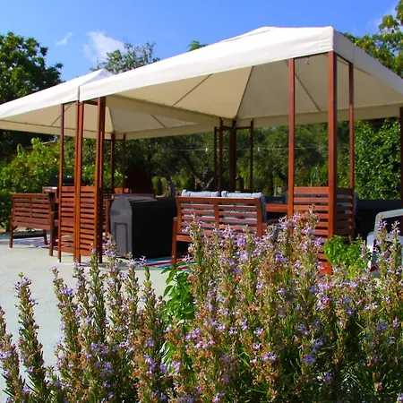 Theofano Seaside Farmhouse In Skioni, Halkidiki *